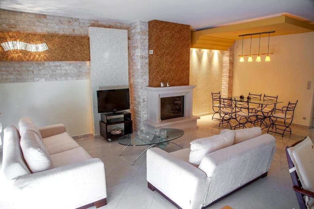 Luxurious West Side Maisonette In Alexandroupolis Βίλα Εξωτερικό φωτογραφία